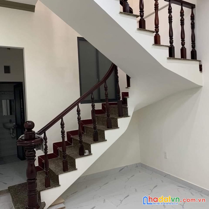 Nhà 2 tầng xe hơi đậu cửa 29m2 giáp tân bình nhỉnh 3 tỷ