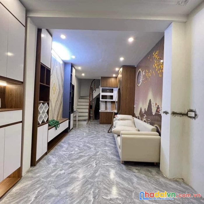 Bán nhà trung tâm hai bà trưng- nhà đẹp ở luôn- nội thất xịn xò - hai thoáng vĩnh viễn - nhà view