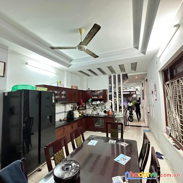 Bán nhà mt diệp minh châu, tân sơn nhì, dt 4x18m, 4 tầng, 5pn, giá:15.3 tỷ