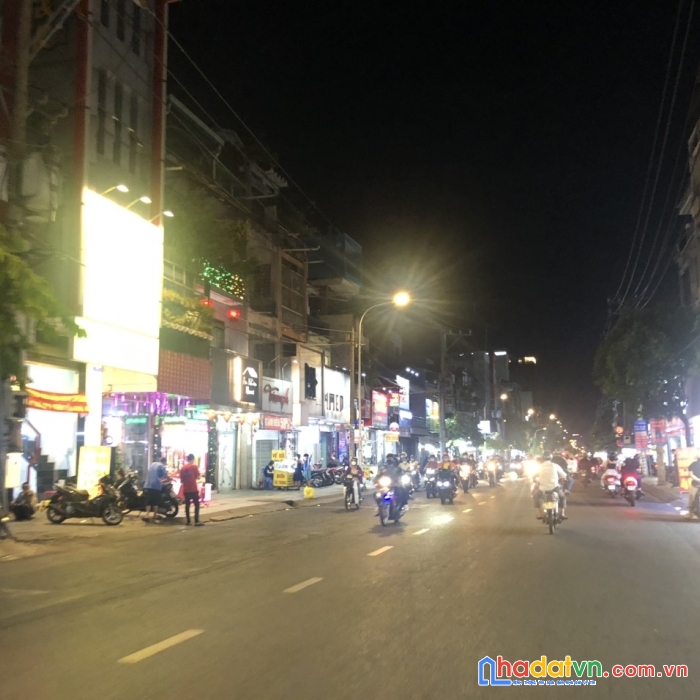 Cực sốc, chỉ 22 tỷ có khách sạn 7 tầng hoành tráng, 172m2, ngang 7.5m, cmt8 tân bình.