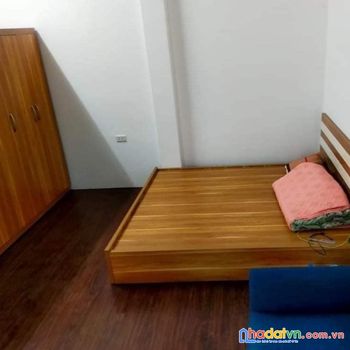 Nhà hiếm quang trung - gần bv hà đông - gần ga tàu và bến xe buýt - giá 2.x tỷ