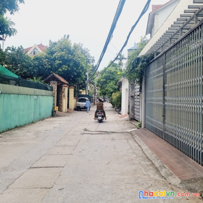 Bán đất phú thượng - tây hồ.ngõ to thông, gần phố. dt 80m2. mt 5m. giá 6,2 tỷ.