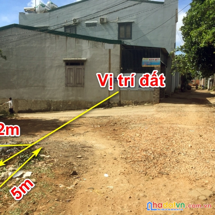 Đất thổ cư hẻm 384 hùng vương - tp bmt. dt: 5x22m tc 100%. giá chỉ 1.8 tỷ