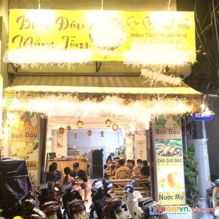 Mình muốn sang nhượng quán bún đậu mắm tôm và truyền công thức kinh doanh. do gia đình có viêc nên