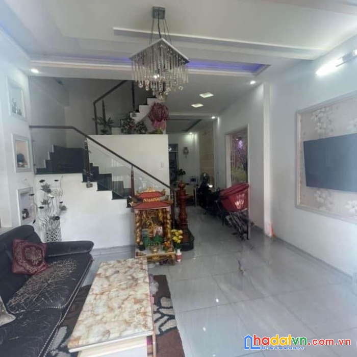 Nhà 3 tầng hẻm thông - ngan gần 5m - giá 5,xx tỷ - kề phú mỹ hưng - huỳnh tấn phát - quận 7