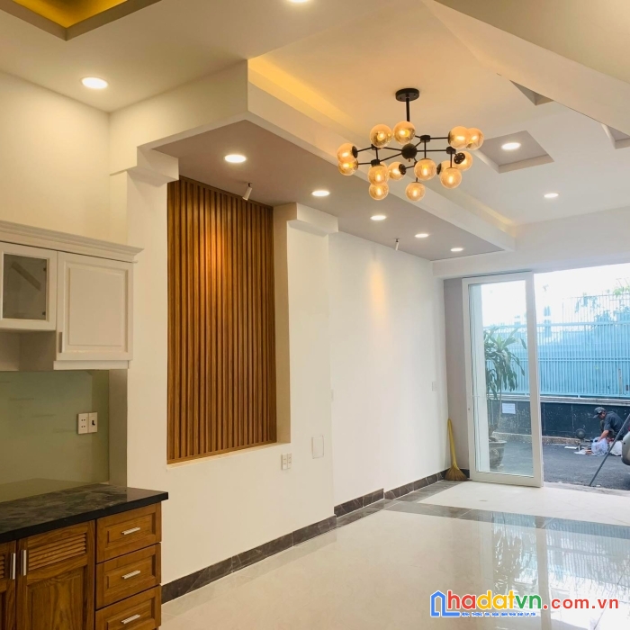 Bán nhà hẻm 10m - 1 căn ra mặt tiền tân cảng - 5x10 - nhà đẹp 4 tầng - nhỉnh 8 tỷ x