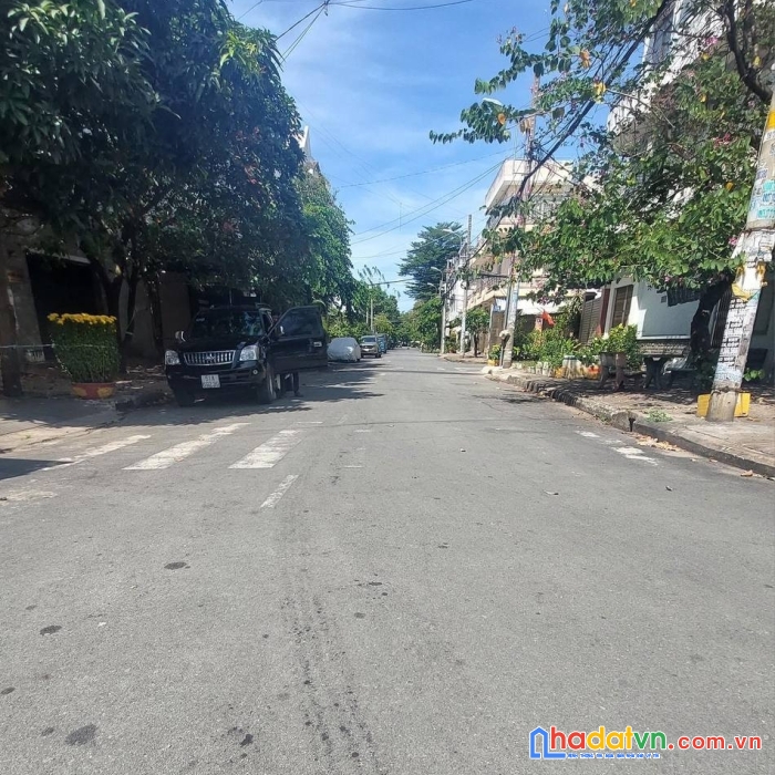 Bán nhà mới 5 tầng đường tây thạnh, hẻm xe hơi, 70m2 chỉ 8.3 tỷ