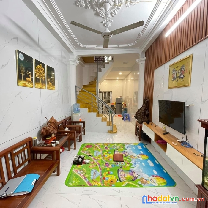 Bán nhà kim ngưu, ô tô gần, tặng nội thất 0901753139