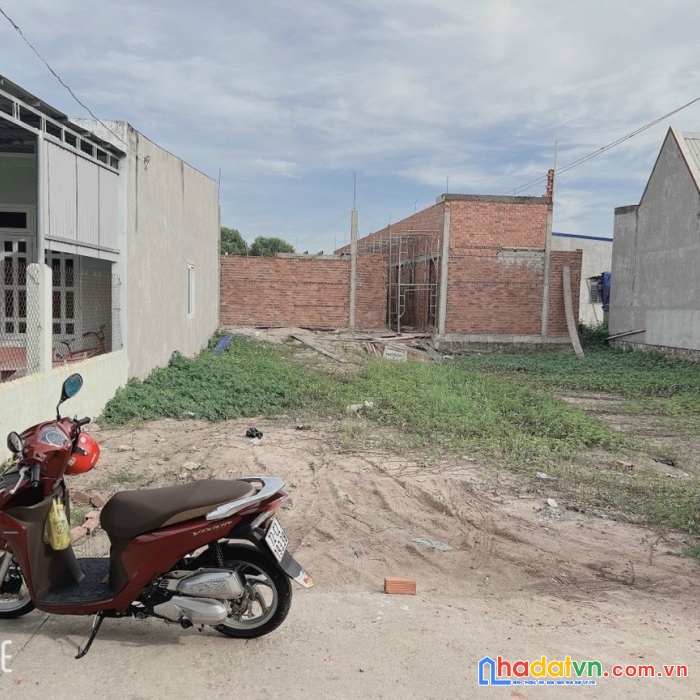 Bán lô đất khu định cư cây quéo thị trấn long điền