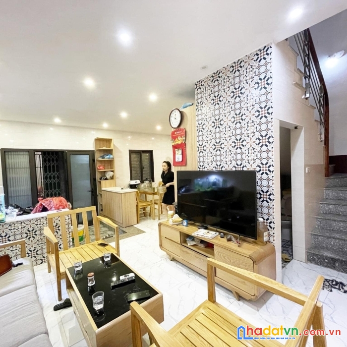 Hàng hiếm - chính kinh 43m mt 6m giá 4 tỷ - full nội thất