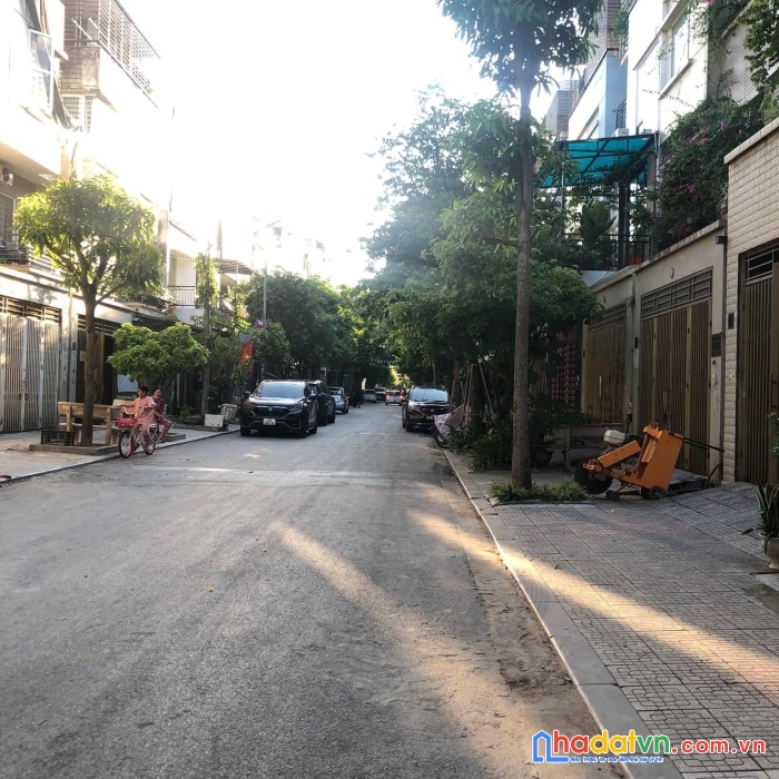 Cho thuê liền kề la khê hà đông, lô góc 2 mặt tiền