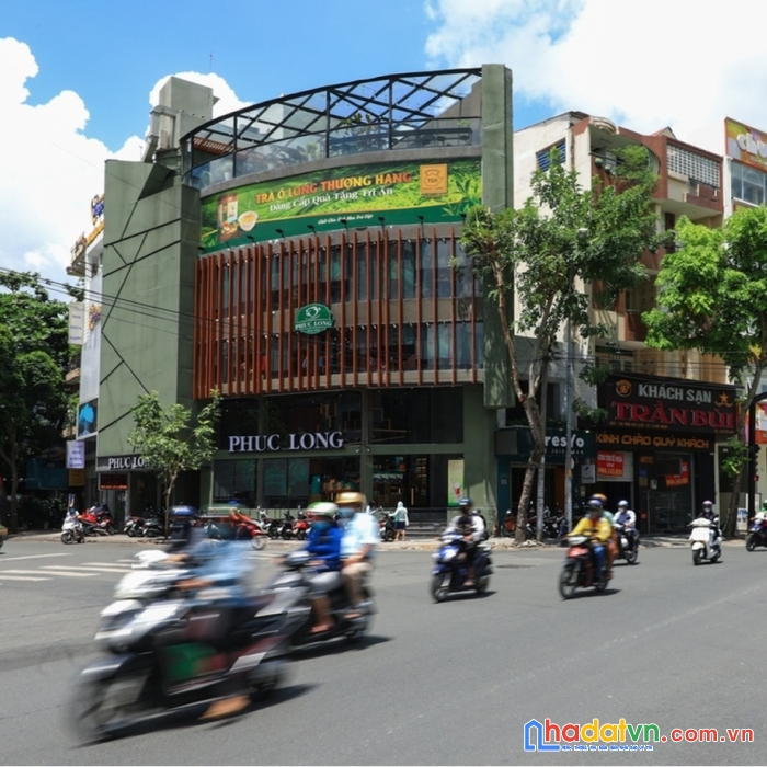 Bán nhà góc 2mt phan xích long - nguyễn công hoan  hđt cao  67 tỷ  diadiemnhaban.com