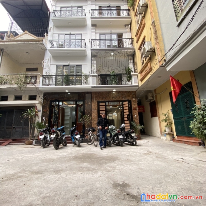 Giảm 300tr nhà giáp bát 35m,5t, mới, ô tô, nhỉnh 5 tỷ