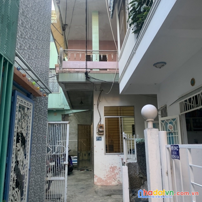 Chính chủ cần bán gấp 2 nhà 2 tầng vị trí đẹp tại đống đa- hải châu- đà nẵng