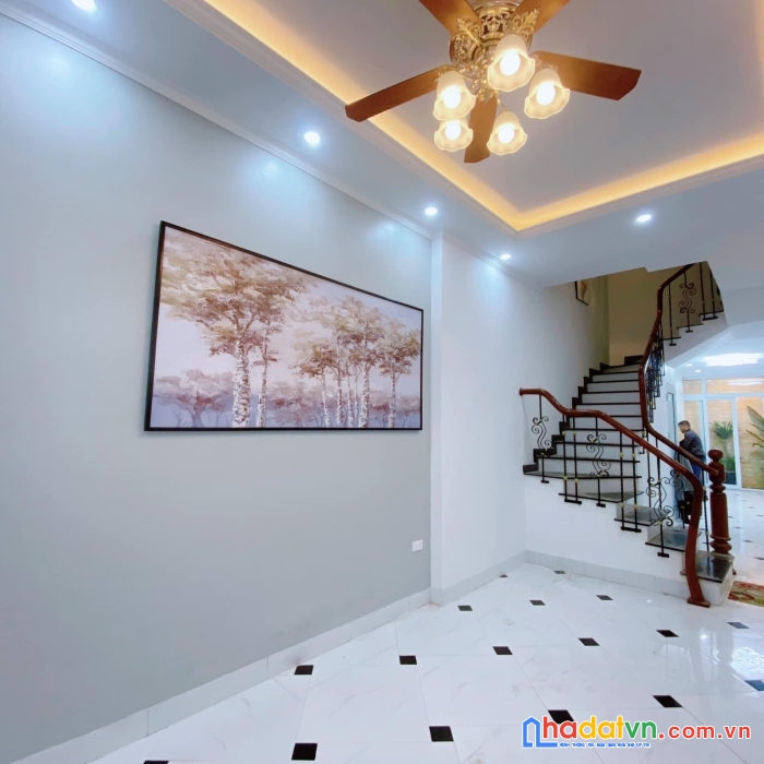 Bán nhà vũ tông phan-gần ô tô ngõ ba gác tránh xe máy