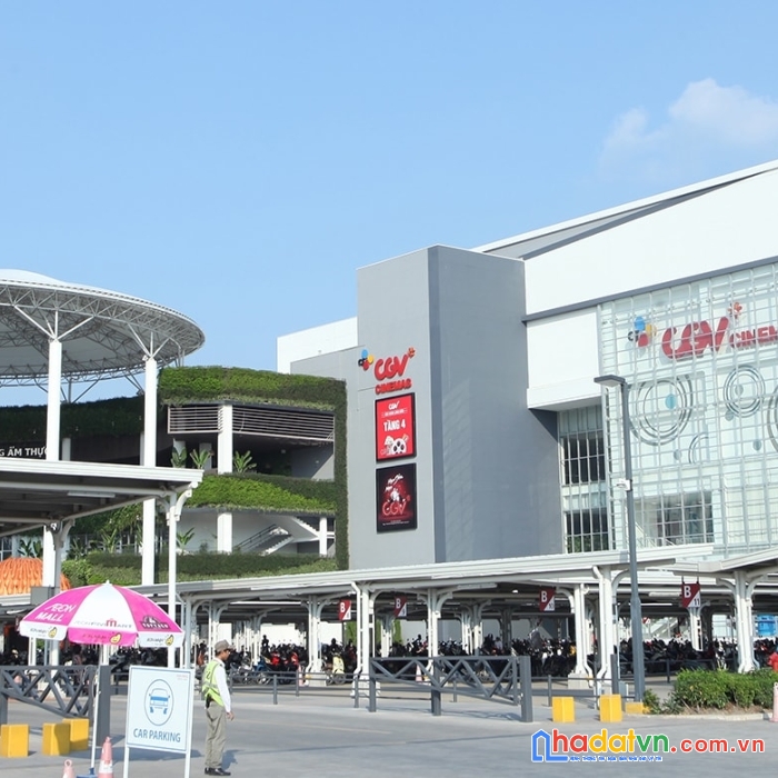 Lô đất siêu hot mặt phố cổ linh, dt270m2, mt14m, hàng xóm aeon mall.