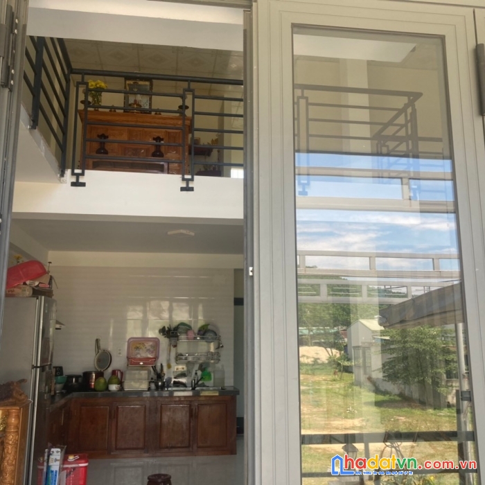 Chính chủ cần bán gấp  nhà 3 tấng kqh hương hồ