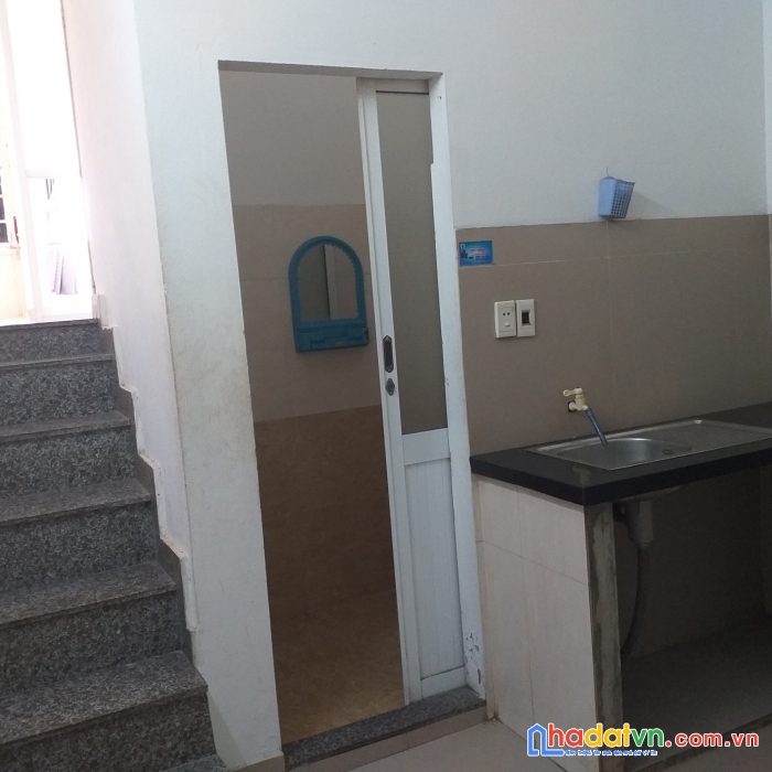 .nhà hoàng diệu, kiệt ô tô tránh, 50m ra mt, mặt chợ kd, 64m2, 2 tầng