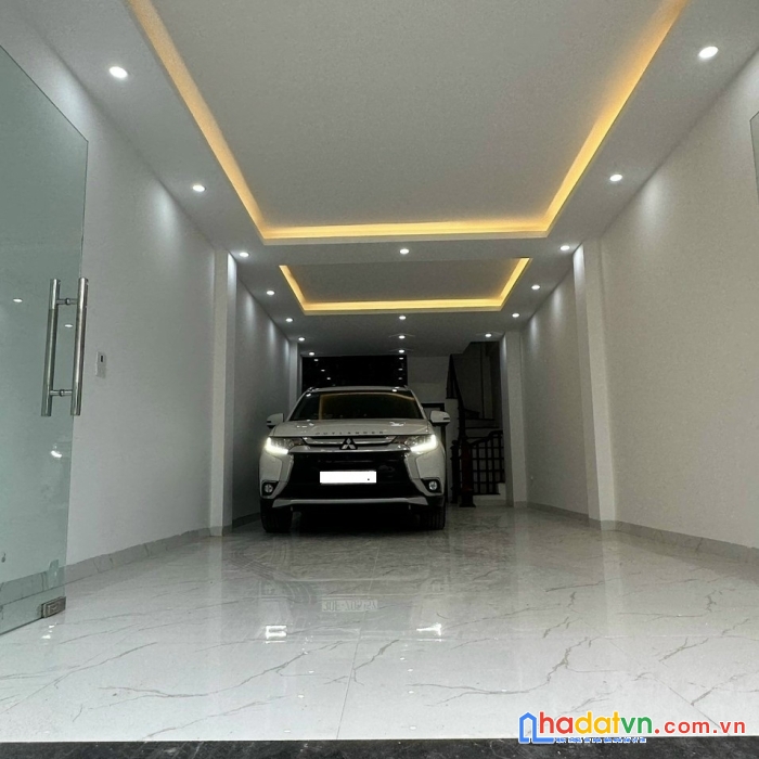 Bán nhà phố nguyễn thái học, hà đông, 60m2x5t, mt5m, ô tô, gần hồ ở sướng