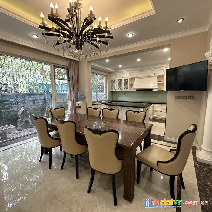 Chính chủ cho thuê biệt thự full nội thất khu đô thị nam cường 135m2x5 tầng 40 triệu/tháng