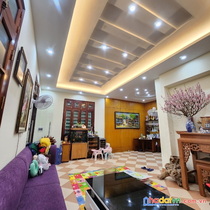 Bán biệt thự đội nhân - ba đình. view công viên. dt 141m2. mt 8,2m. giá 29,5 tỷ