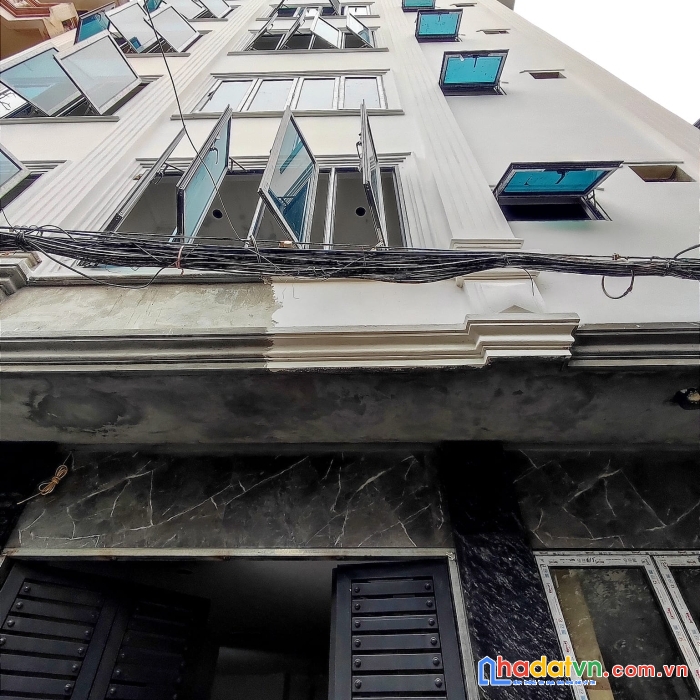 Cần bán nhà 158m2 x9 tầng 40 phòng chỉ 21.5tỷ kinh doanh dòng tiền gần ôtô phố láng hạ đống đa