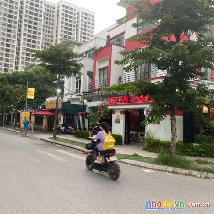 Bán biệt thự ngoại giao đoàn - xuân la - tây hồ, dt 395m2. giá 158 tỷ