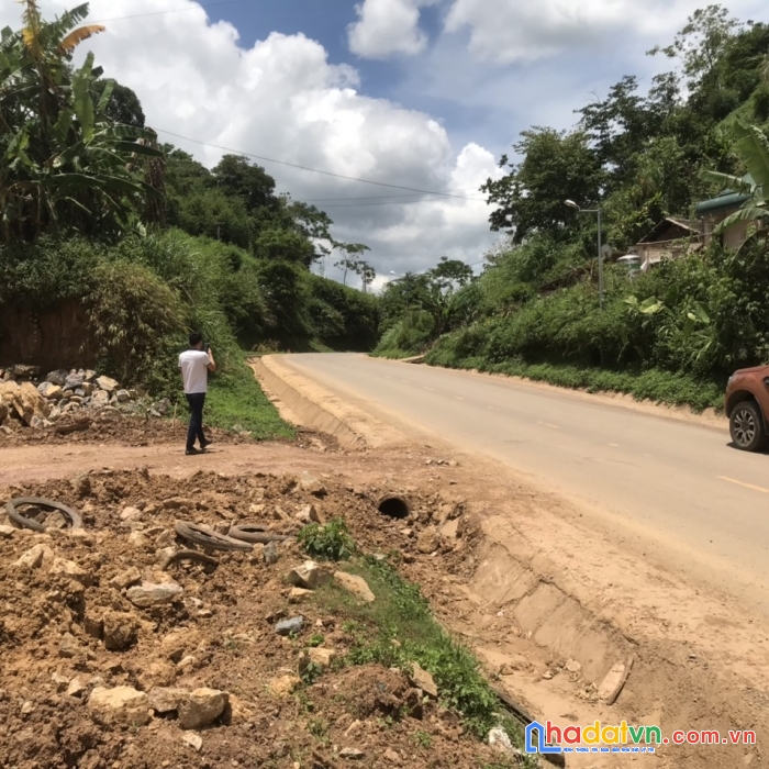 Cắt lỗ bán mảnhtại khu trung tâm du lich mộc châu-