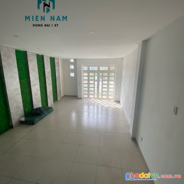 Cho thuê mặt tiền phạm văn thuận gần ngã tư vincom