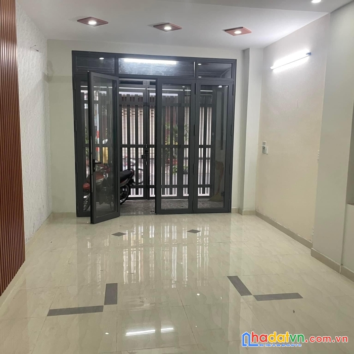 Bán nhà mặt tiền trịnh đình trọng - âu cơ, dt: 4x14m, 4 tầng, 4pn, giá 8.9 tỷ (tl)