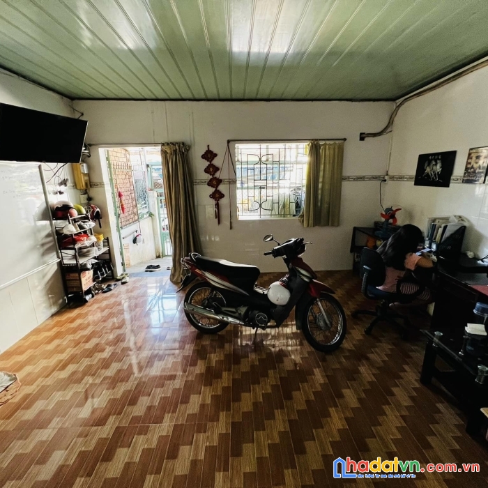 2 tỷ 8 - nhà c4 - 75 m2 - thạnh xuân - q12