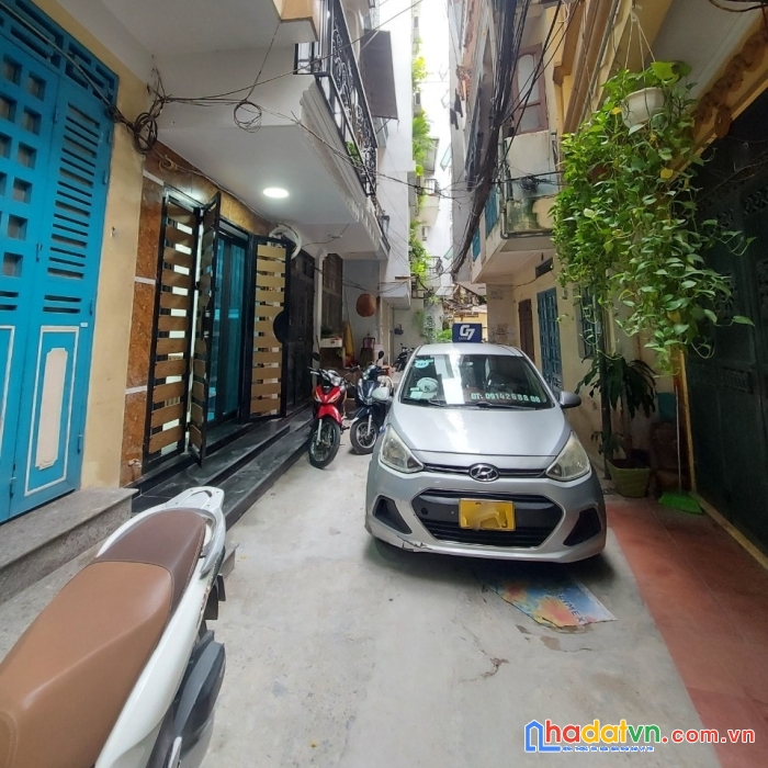 Bán nhà tây sơn 37m ô tô đỗ cửa 2 thoáng nhà đẹp ở luôn giá hạ