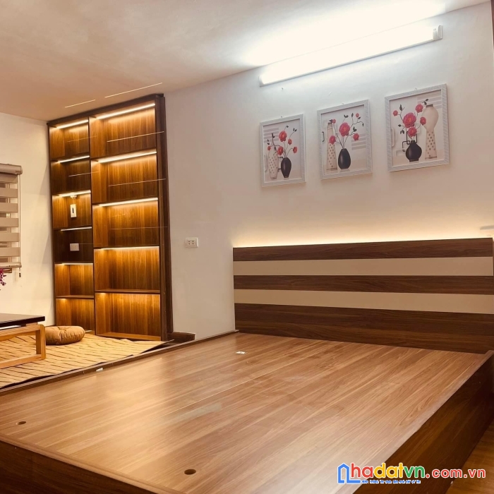 Bán nhà phố vọng hbt 40mx4, mt6m nhỉnh 3tỷ, ôtô 20m.