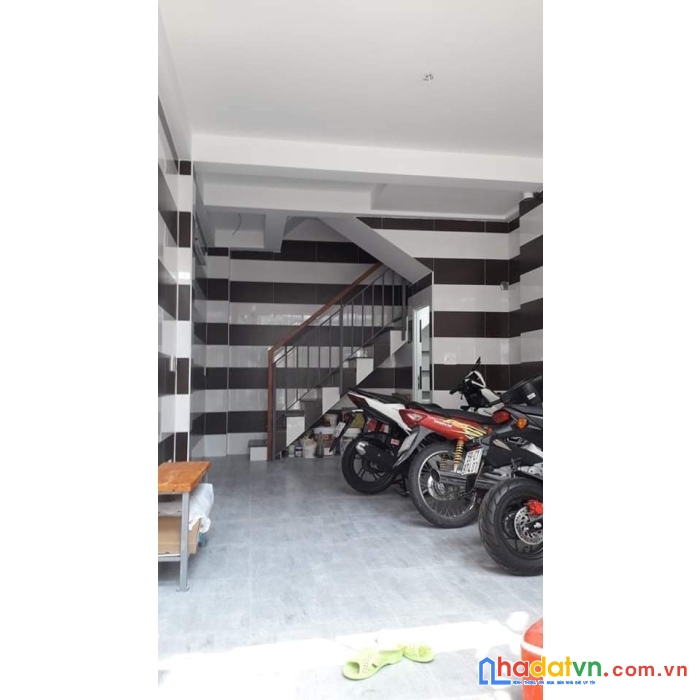 Bán nhà có dòng tiền thuê hàng tháng ngang 3.6 x nở hậu tài lộc 3.8x 8m đúc mới đẹp 5 tầng có 4