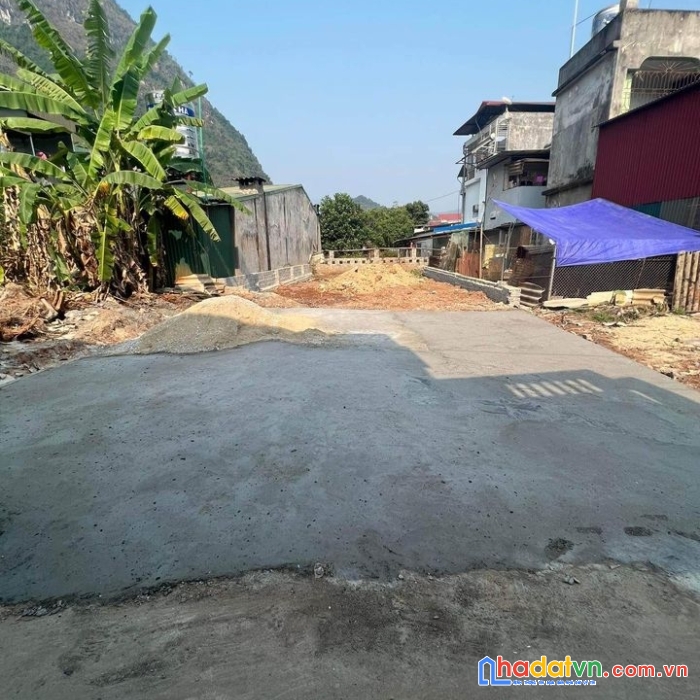 Chính chủ cần bán lô đất tại ngã 3 quang trung -  ngõ 487- tổ 9 -  quang trung – tp hà giang – hà