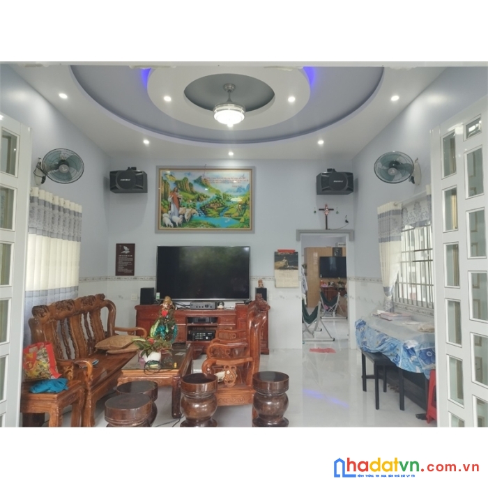 Bán nhà mặt tiền view sông 848m² hoà thành lai vung