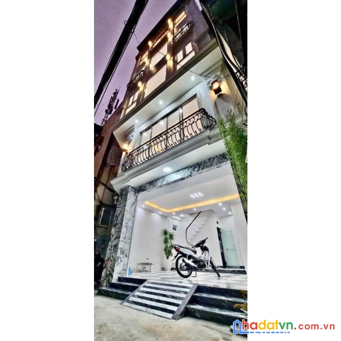 Nhỉnh 4 tỷ - sổ đỏ ba đình - đội cấn - 5m ra mặt đường lớn - ngõ thông kinh doanh
