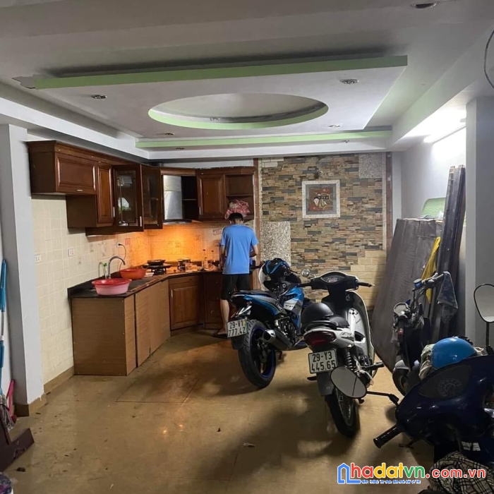 11 tỷ nhà tạ quang bửu 79m 3 tầng 10m ra phố, 2 mặt ngõ oto, kinh doanh