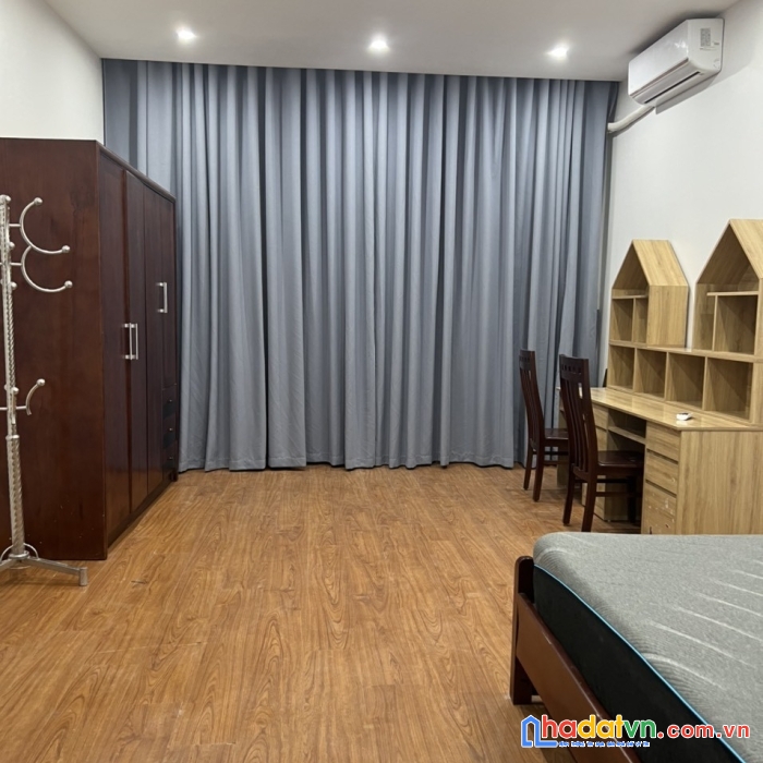 Bán nhà ngọc thụy 38mx5t đẹp ở ngay 3.7 tỷ tl
