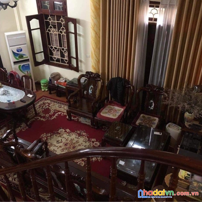 Bán nhà giáp bát, hoàng mai, 35m2, 5t, ô tô đỗ cửa, giá chào 5 tỷ.