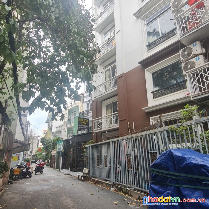 Bán nhà dương quảng hàm gò vấp 64m2 hẻm 6m 4 tầng ở ngay giảm 500 triệu