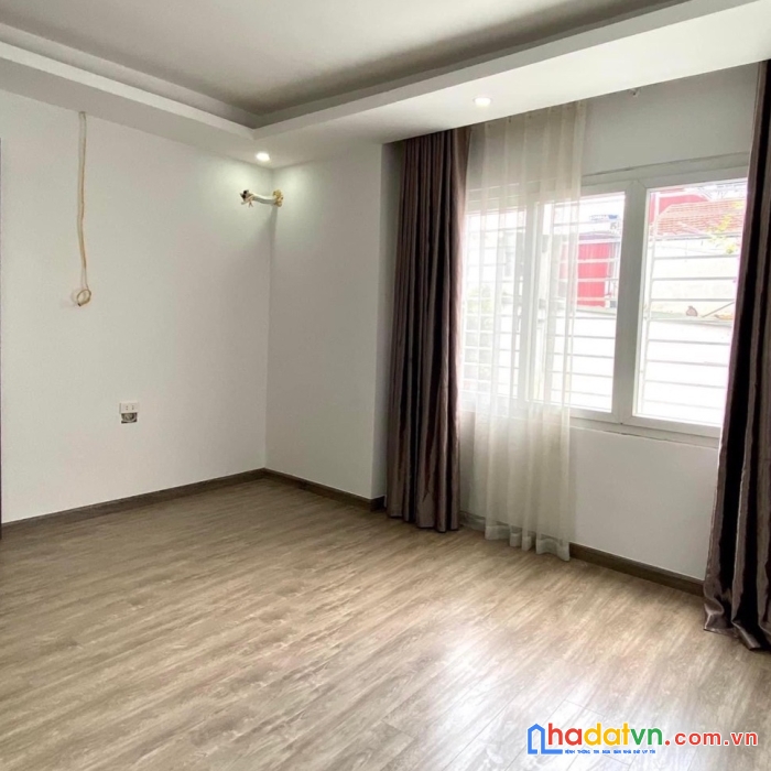 Dân xây - gần ô tô - thoáng sáng - riêng tư - lương định của, đống đa - 37m2x3 ngủ - 2.9 tỷ