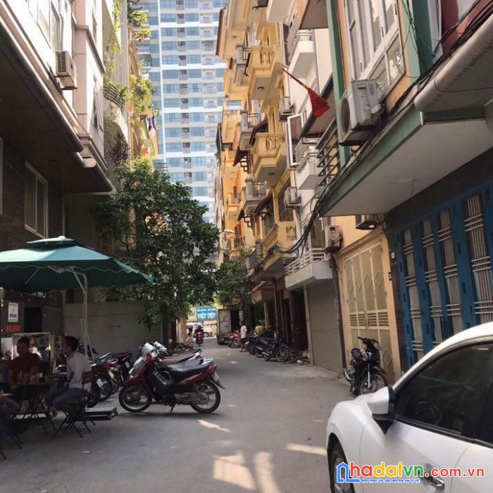 Bán nhà cầu giấy, ô tô 30m, ngõ thông, tiện ích đầy đủ 45m2, giá chỉ 4tỷ9