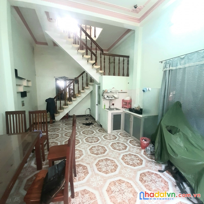 Bán nhà 2 tầng, tân thành, tân phú. 33m2, sát mắtk tiền, chỉ  2 tỷ xx.