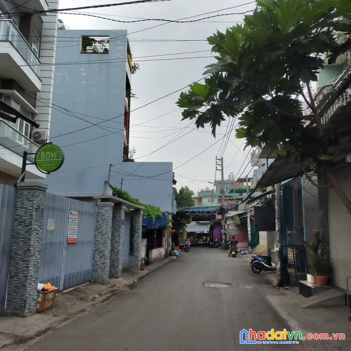Chính chù bán biệt thự đường lê trọng tấn, hẻm nhựa 8m, 3 tầng, 521m2 chỉ 30 tỷ
