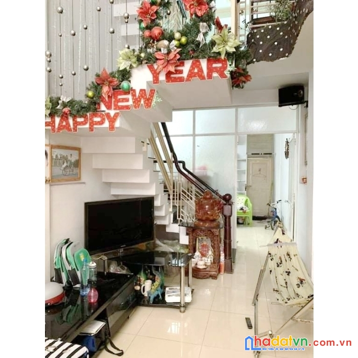Nhà bán hxh đường dã tượng p10 q8 giá : 5.8 tỷ (thương lượng)
