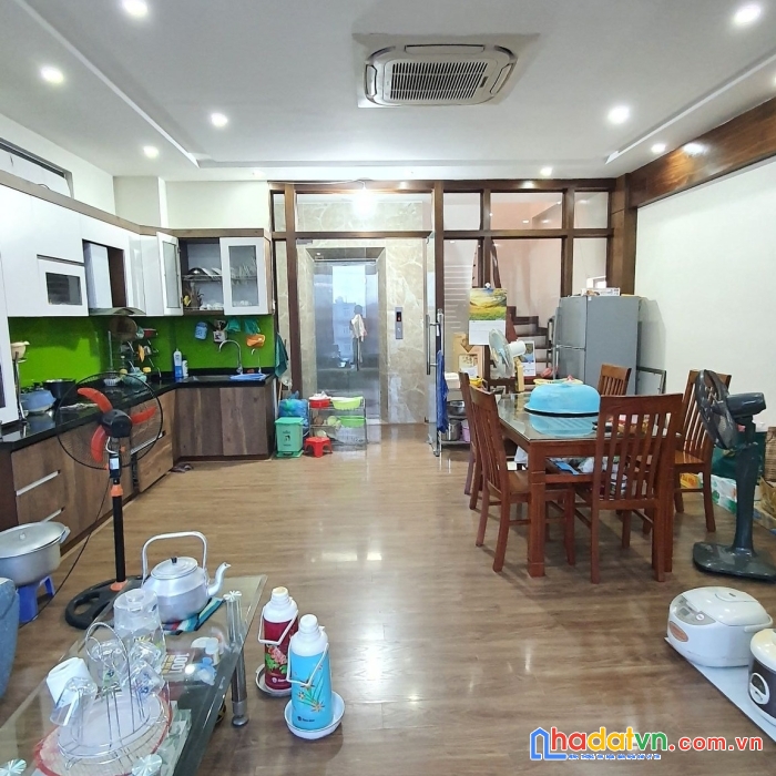 Bán nhà phố nguyên hồng, phân lô bàn cờ, 7 tầng thang máy, 21 tỷ