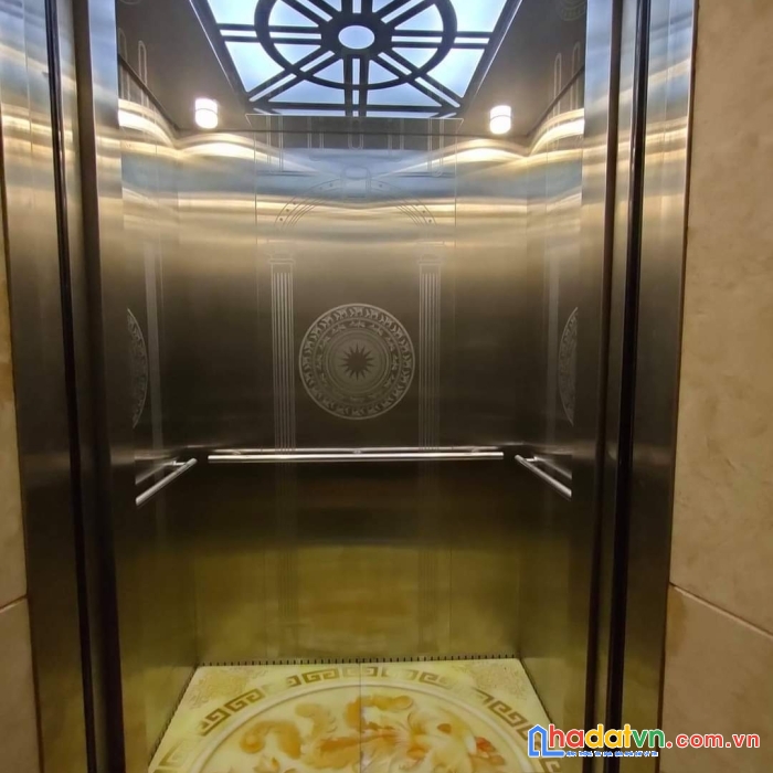 Bán nhà phố hoàng cầu, 6 tầng thang máy, mặt tiền rộng, giá 28.5 tỷ