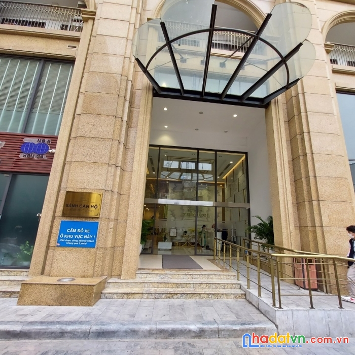 Chính chủ cần bán căn hộ chung cư sudio e12402 toà d' eldorado tân hoàng minh, lạc long quân, tây