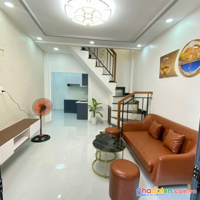 Bám gấp nhà đường hồng bàng quận 11 - hẻm rộng gần 4m sạch sẽ an ninh sát mặt tiền 3 tầng đẹp dọn